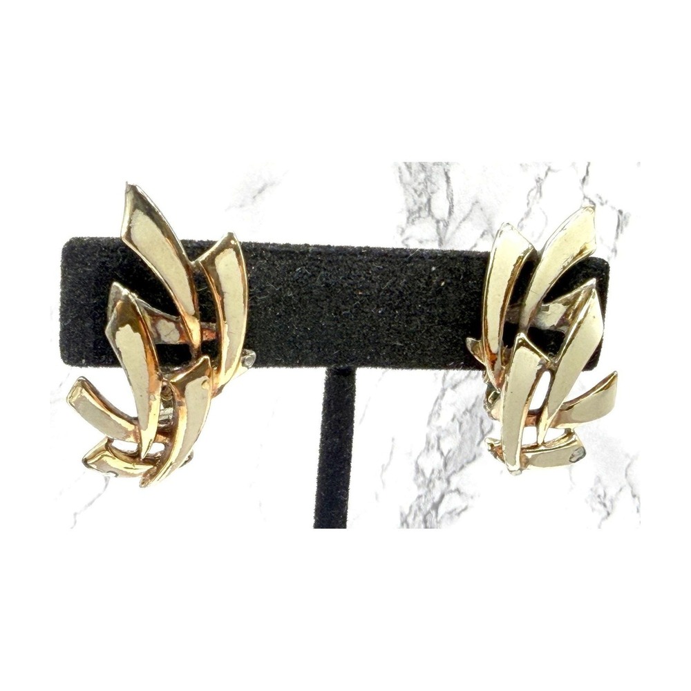 Coro Cream Enamel Gold Clip Earrings Vintage 1.5" Signed Classic